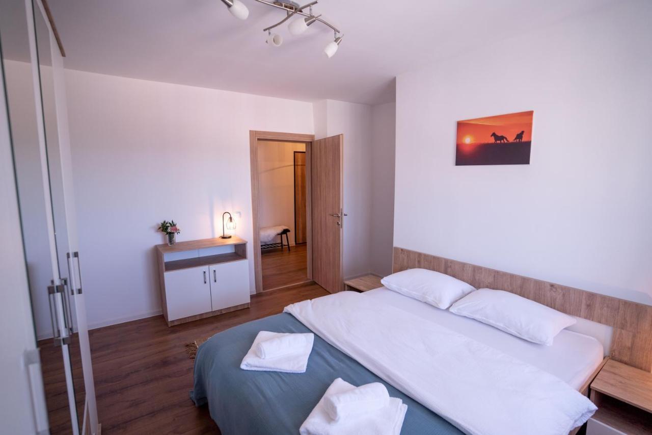 Apartman Niko Ливно Экстерьер фото